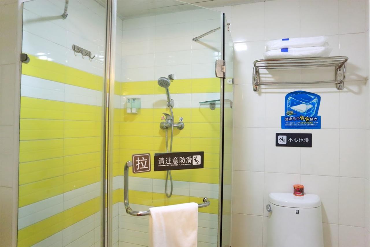 7 Days Inn Yangjiang Xinyue International Studio Luaran gambar