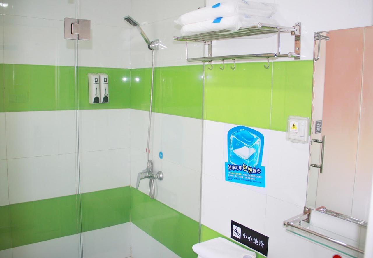 7 Days Inn Yangjiang Xinyue International Studio Luaran gambar