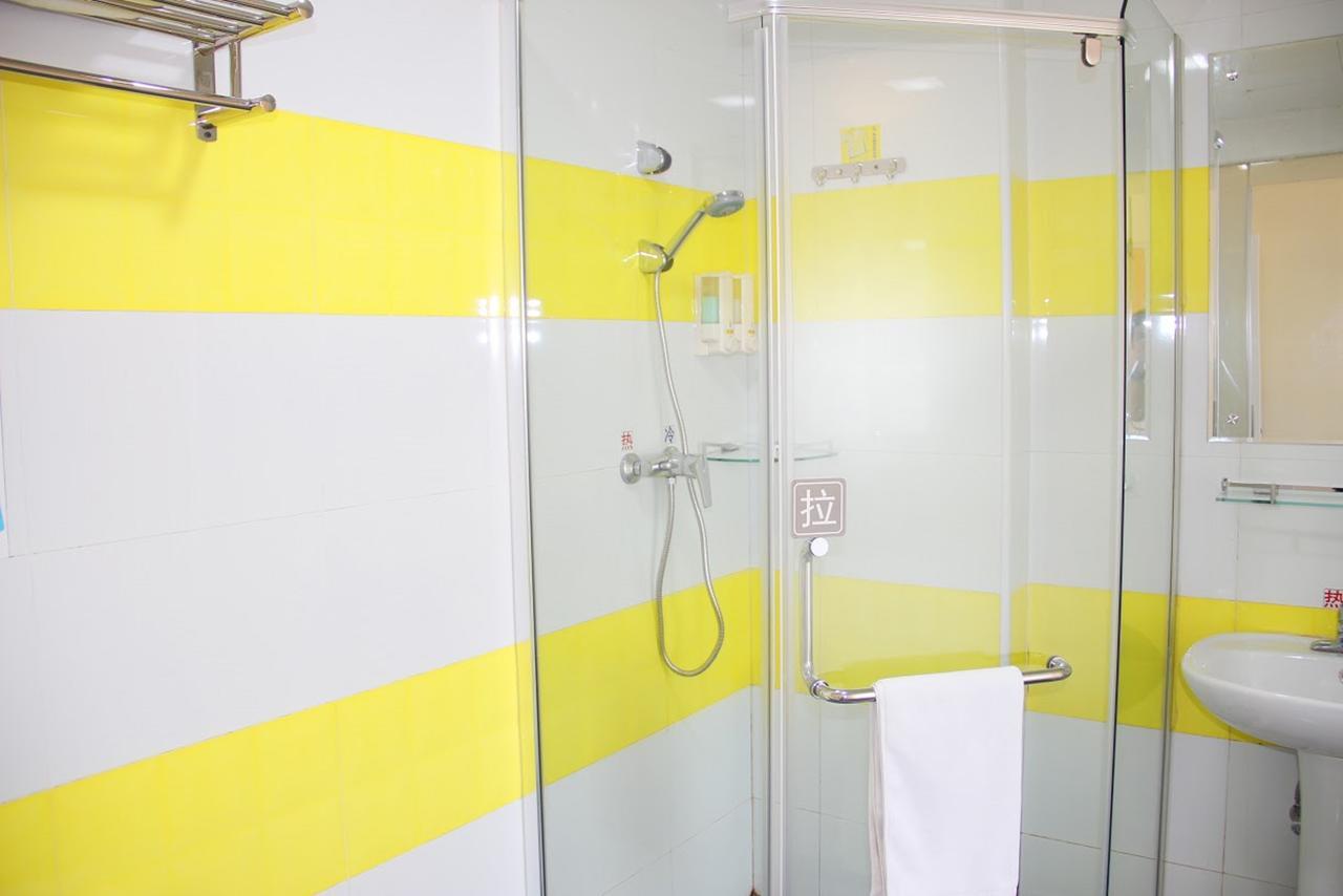 7 Days Inn Yangjiang Xinyue International Studio Luaran gambar