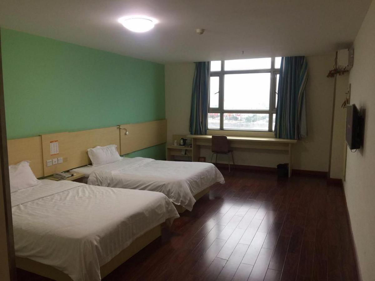 7 Days Inn Yangjiang Xinyue International Studio Luaran gambar